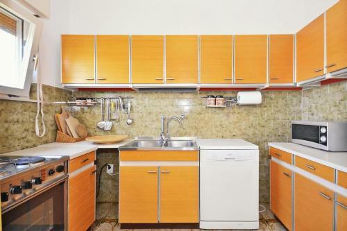 Apartment Slatine 1097a