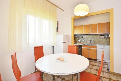 Apartment Slatine 1097a