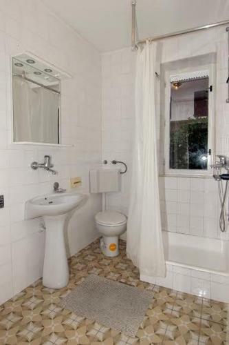 Apartment Pag 11400b