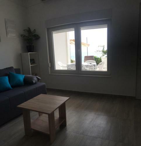Apartments Dora