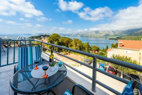 Apartments Red Coral Cavtat