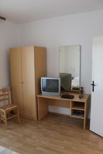 Apartments Kekel