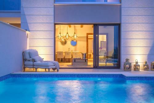 Apartamentos Luxury Villa Prova