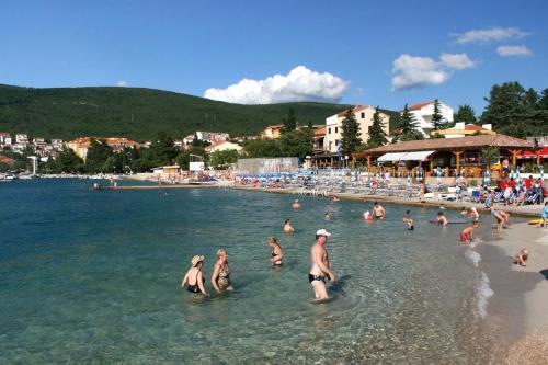 Apartment Selce 11133b