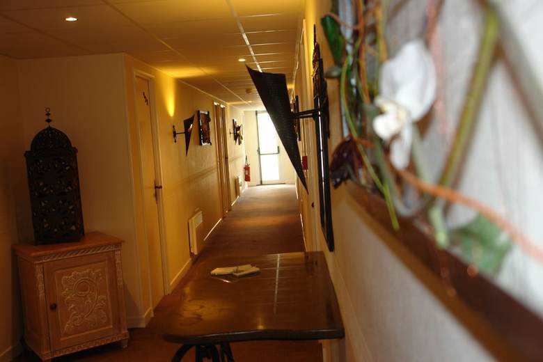 Brit Hotel Olympia