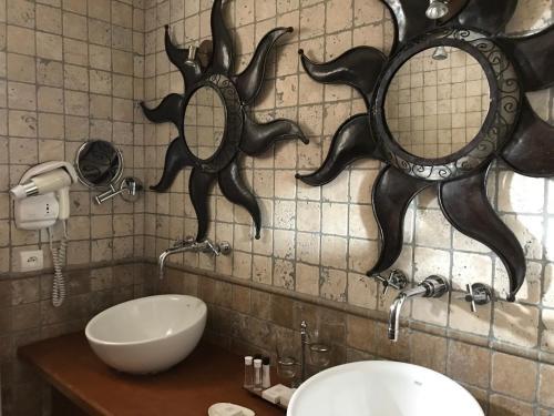 Hotel Le Manoir Des Douets Fleuris