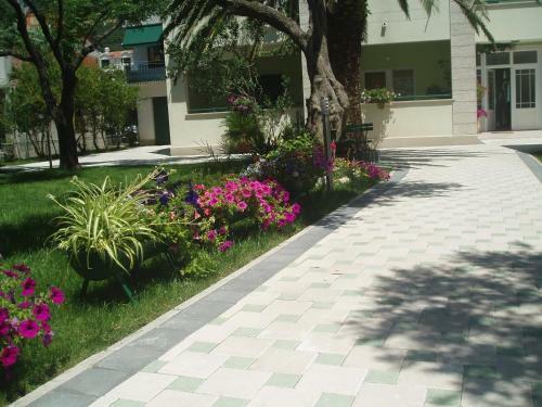 Rooms & Apartments Villa Anka