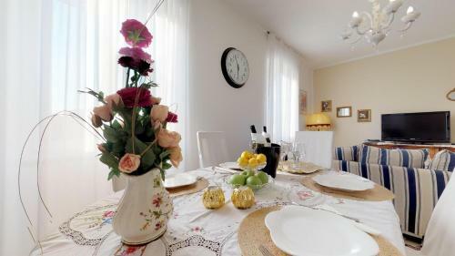 Radovani Luxury Apartment With Private Pool