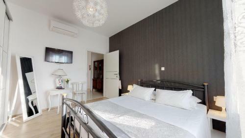 Radovani Luxury Apartment With Private Pool