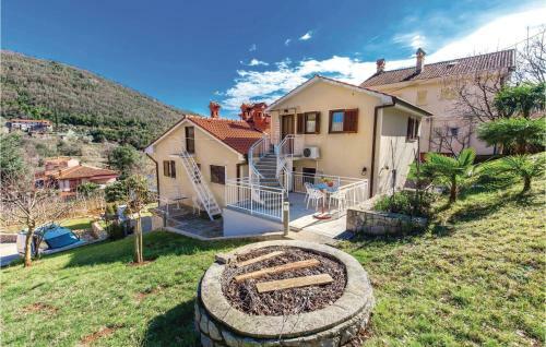Apartment Moscenicka Draga With Sea View 02