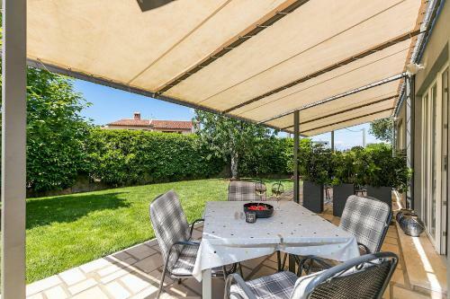 Apartments Dama