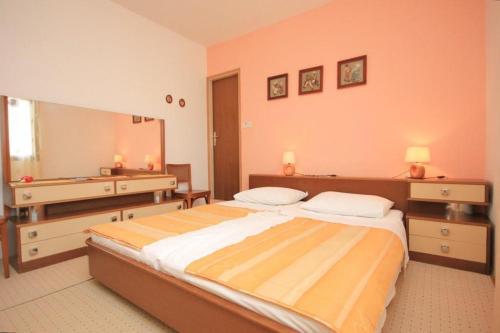 Hostal Rooms By The Sea Pasman - 8223