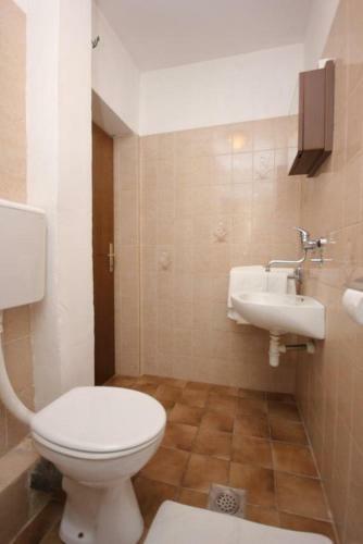 Hostal Rooms By The Sea Pasman - 8223