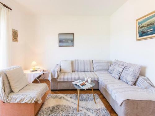 Apartment Makarska With Sea View 296