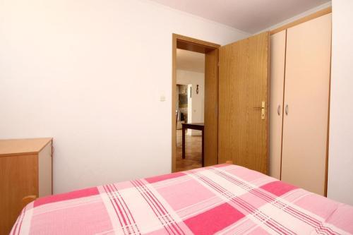 Apartment Orebic 10166b