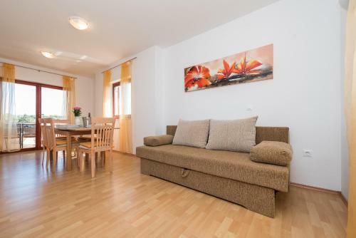 Apartments Blandona