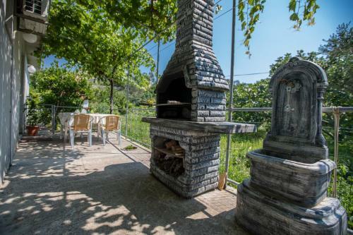 Apartment In Supetarska Draga 16063