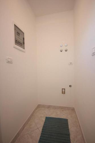 Apartment Strmac 7402a
