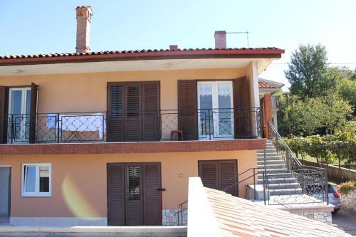 Apartment Strmac 7402a