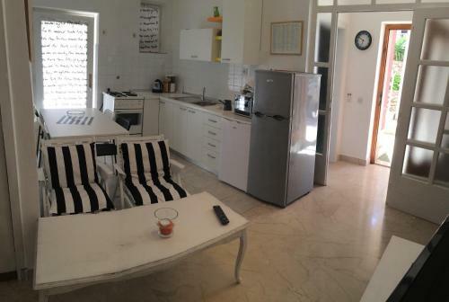 Apartments Villa Karme Brela