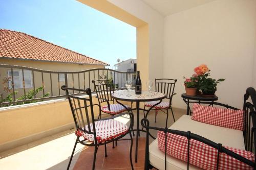 Apartment Orebic 10151a