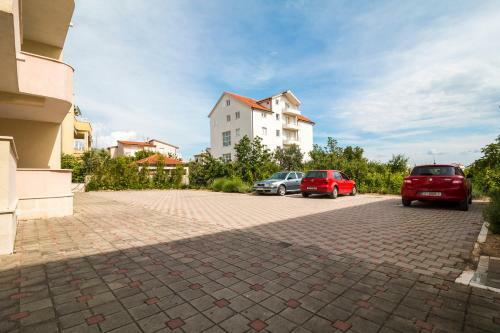 Apartments Gudelj