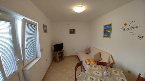 Apartment Nin 6125c