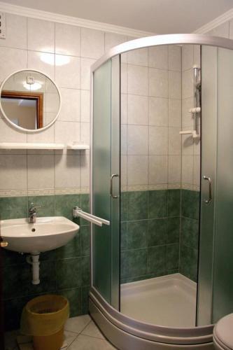 Apartment Nin 6125c