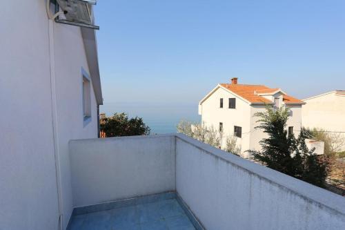 Apartments By The Sea Podstrana (split) - 10356