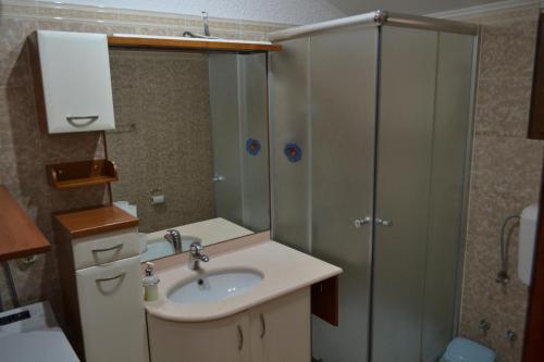 Apartment Pelo?a 1