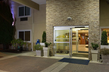 Holiday Inn Express Hotel & Suites Burlington