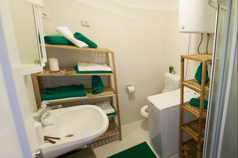 Apartments Feel Center