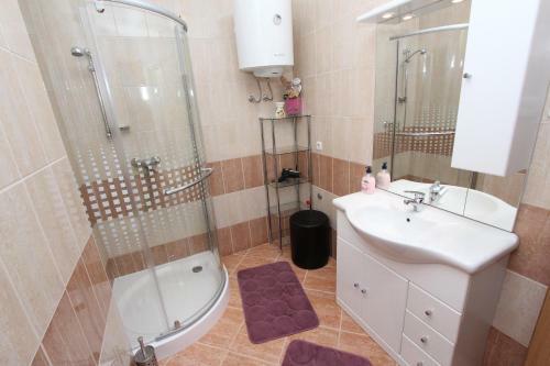 Hostal Guest House Noella Mia