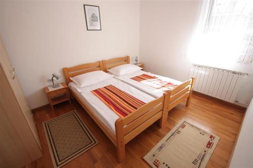 Apartment In Dramalj 5784