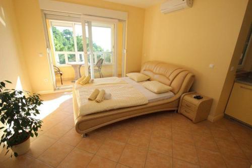 Apartments Villa Astra & Pinija