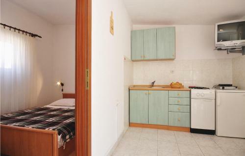 Apartment Razanac 32