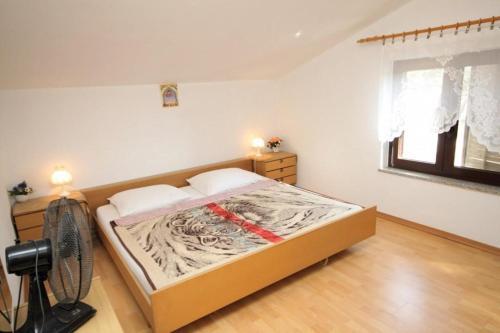 Apartments With A Parking Space Novigrad - 7037