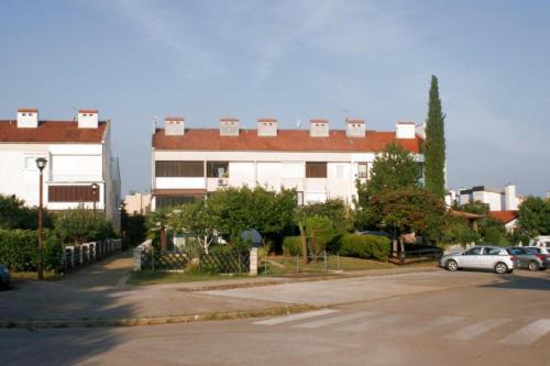 Apartments With A Parking Space Mareda (novigrad) - 7100