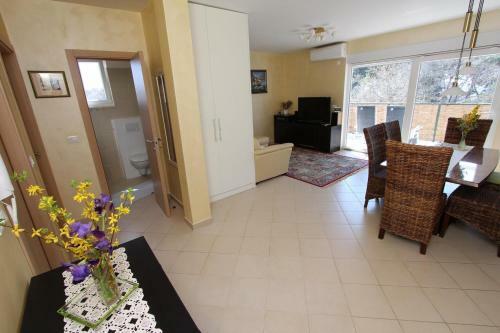 Apartment Laste
