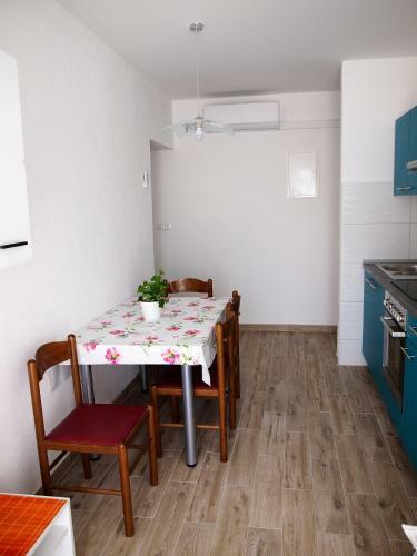 Hostal Apartments Pomalo