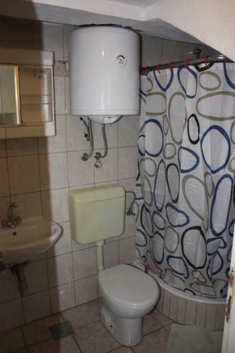Hostal Apartments Pomalo