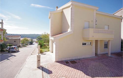 Holiday Apartment Makarska 08
