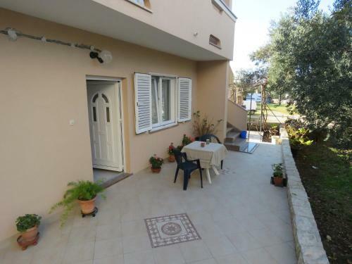 Hostal Apartments And Rooms Mirjana