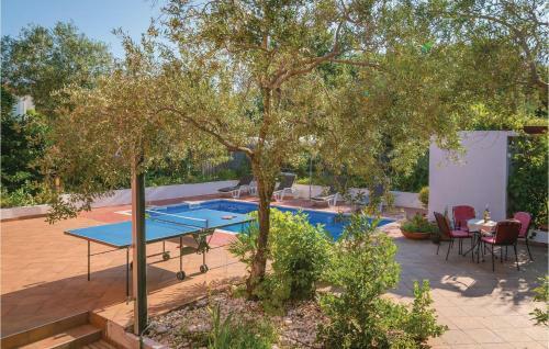 Holiday Home Liznjan V