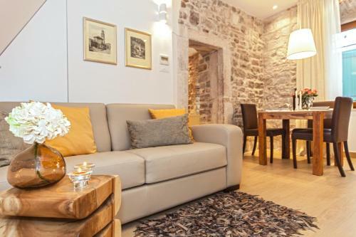 Apartamentos Golden Palace
