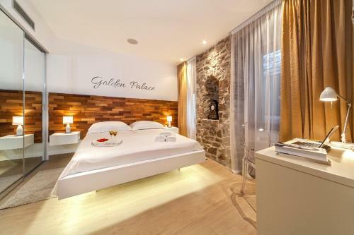 Apartamentos Golden Palace