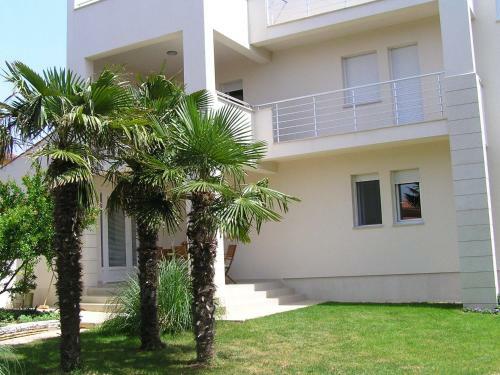 Apartments Oaza Regi