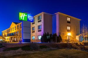 Holiday Inn Express Hotel & Su