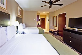 Holiday Inn Express Hotel & Suites Clinton