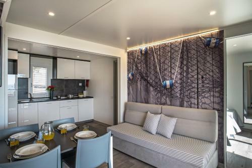 Camping Bi Village